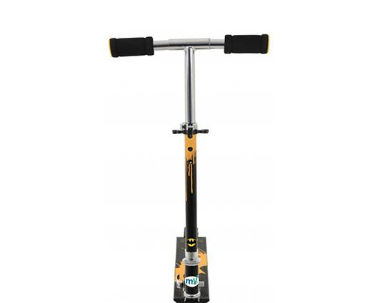Batman Folding Inline Scooter with Light Up Wheels