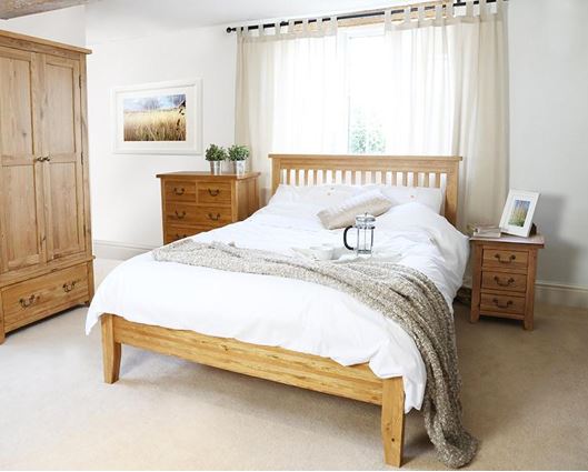 Barcelona Single Bed - Pine