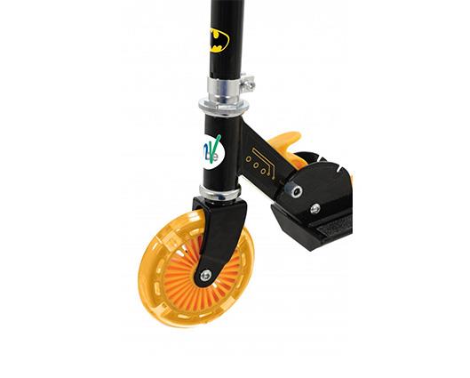 Batman Folding Inline Scooter with Light Up Wheels