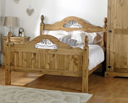 Corona Scroll 4'6" Bed High Foot End