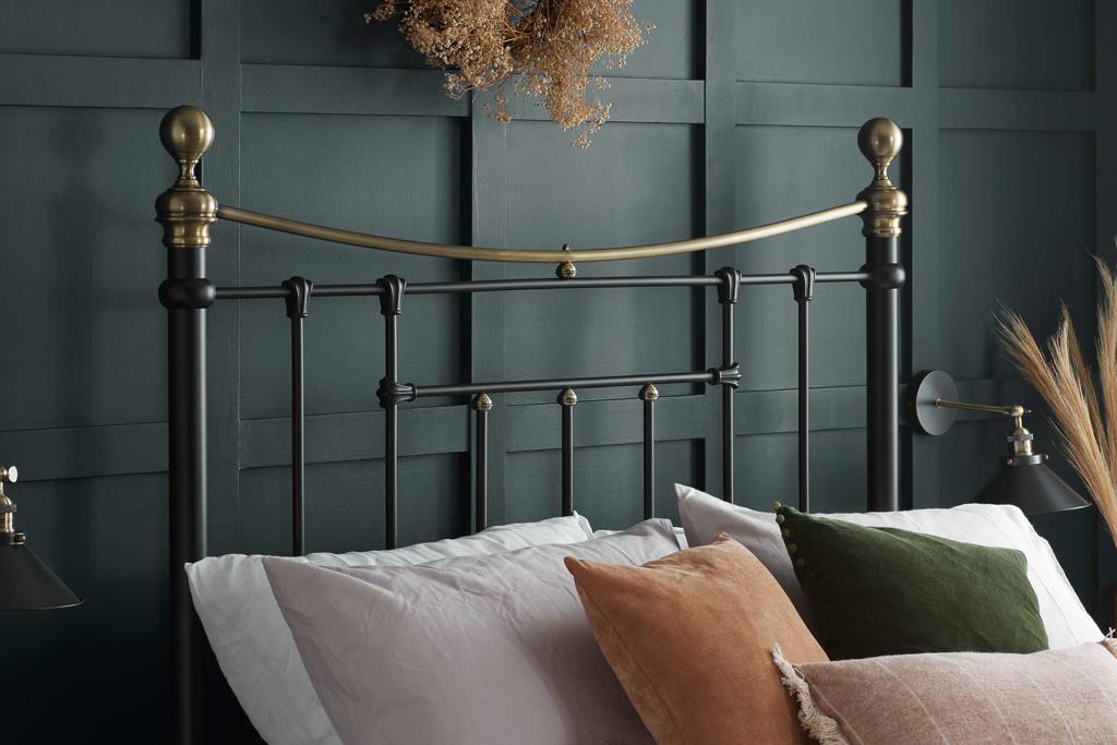 Bronte King Bed - Black