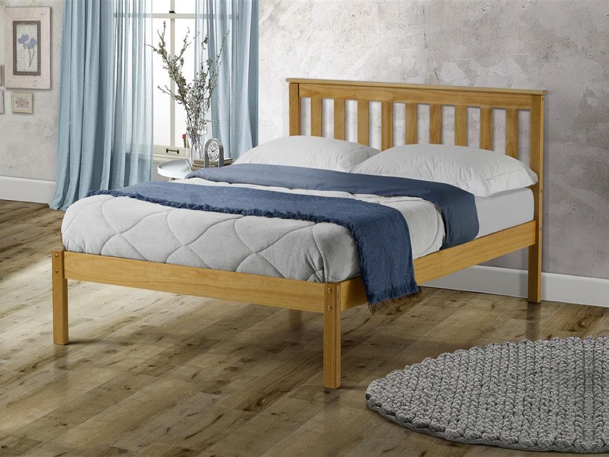 Desmond King Bed - Pine