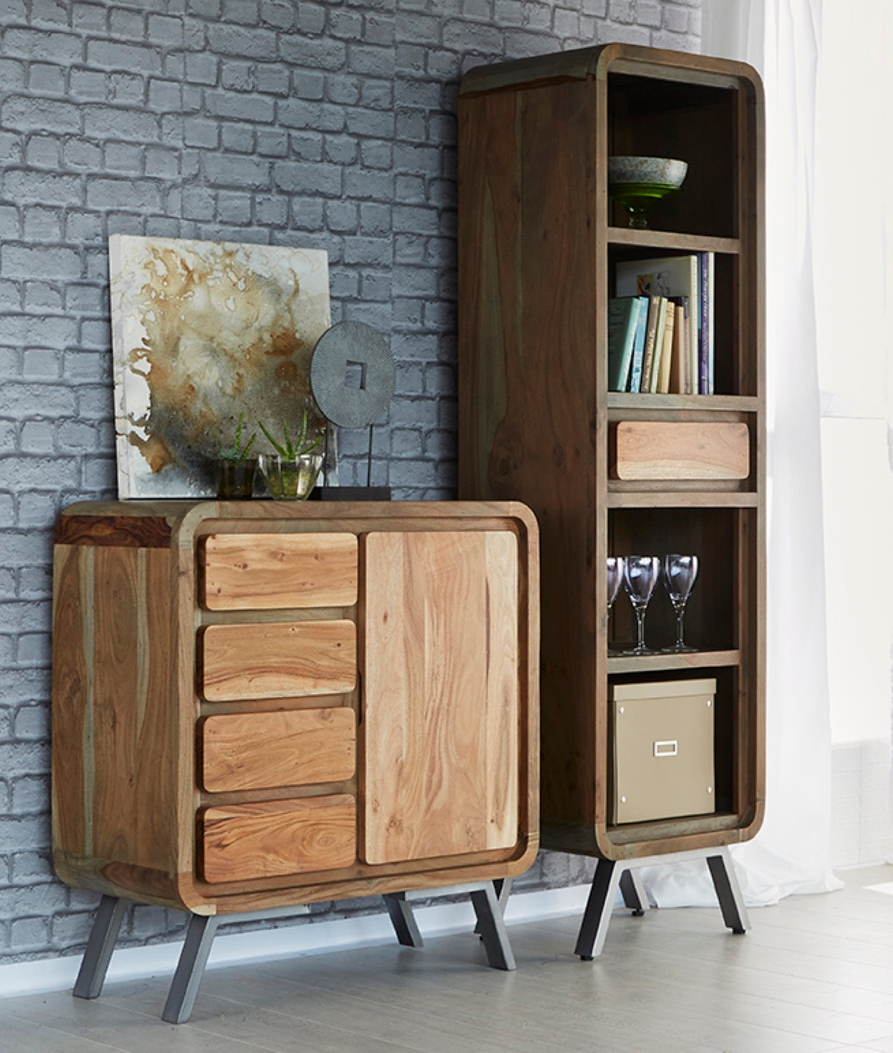Alaw Medium Sideboard