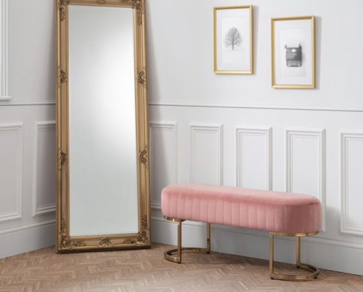 Harriott Bench-Pink