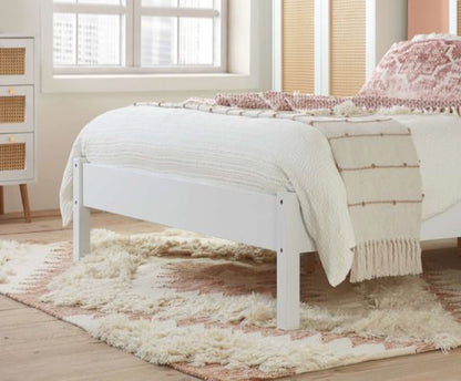 Croxley King Rattan Bed- White