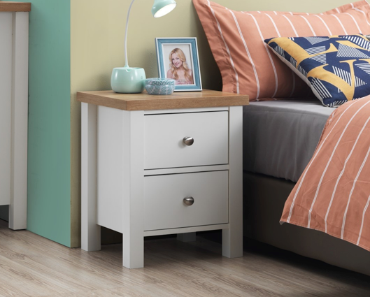 Shannon Nightstand with 2 Drawers