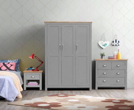 Lincoln 3 Piece Bedroom Set (3 Door Wardrobe, 2+2 Chest, 1 Drawer Bedside)