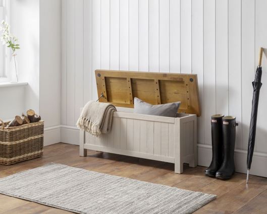 Alune Storage Bench