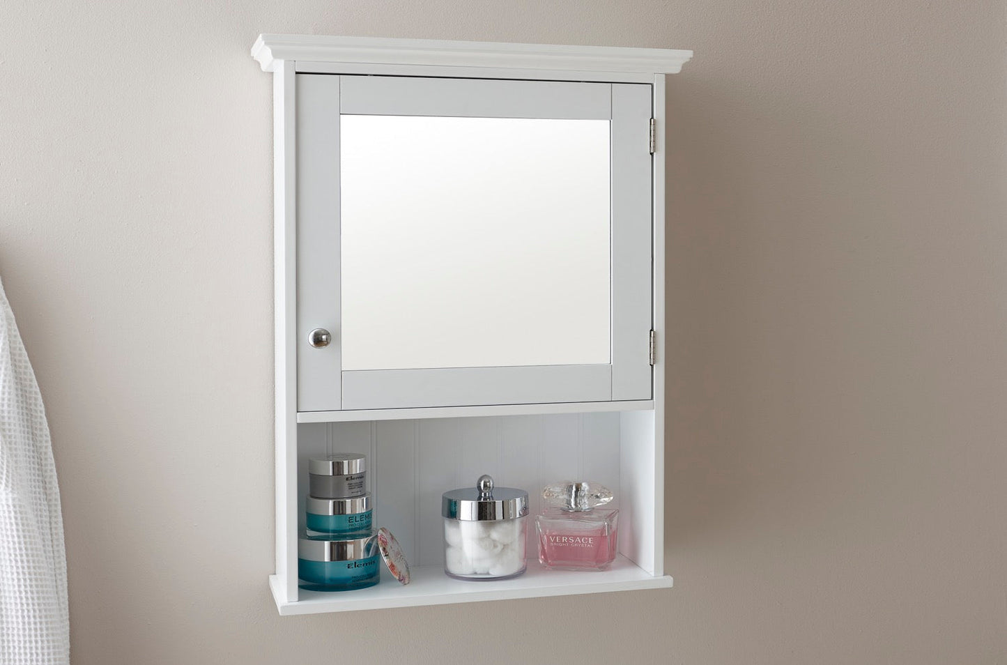 Classic White Mirrored Cabinet
