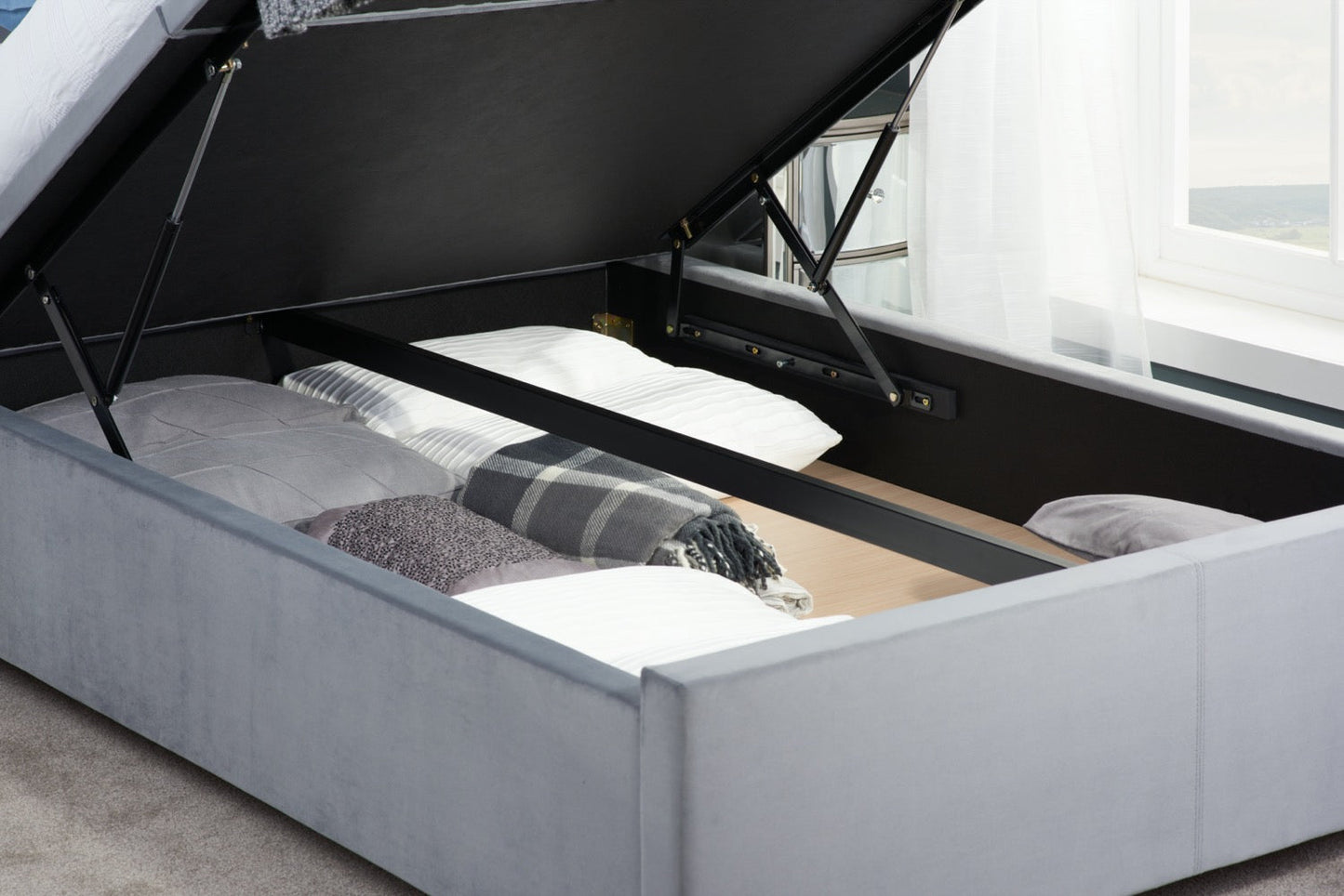 Cai Ottoman King Bed - Grey