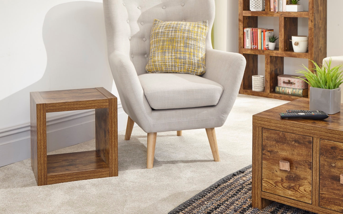 Jules Cube Table