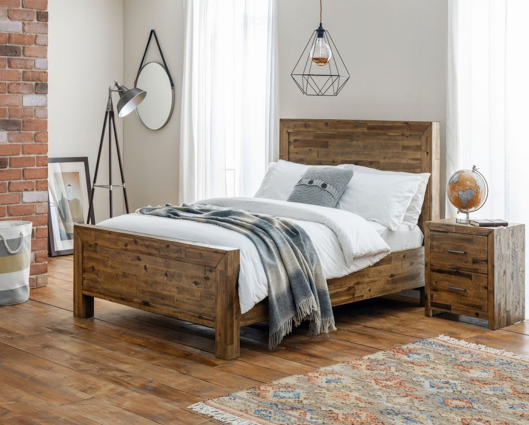 Huxley King Bed - Oak